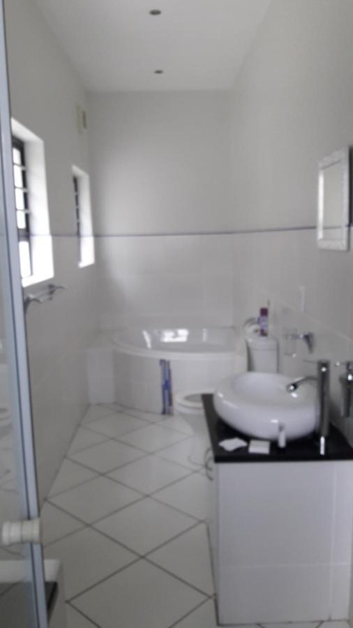 Ahoy Boutique Guest House Port Elizabeth Eksteriør billede