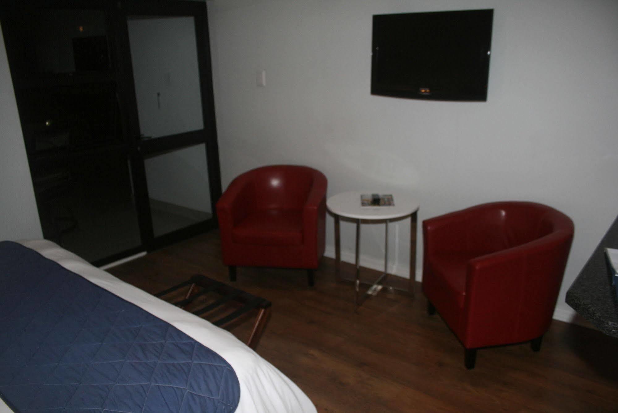 Ahoy Boutique Guest House Port Elizabeth Eksteriør billede